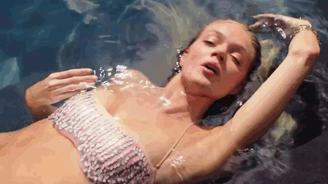 Sizzling Hot Animated GIFs