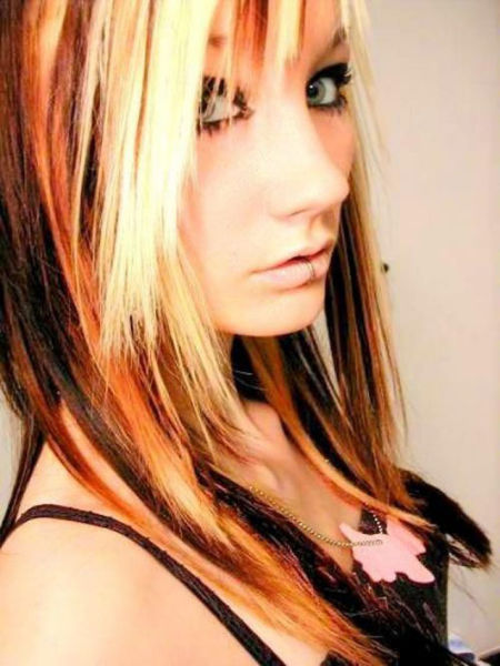 The Sometimes Scary but Still Cute Emo Girls