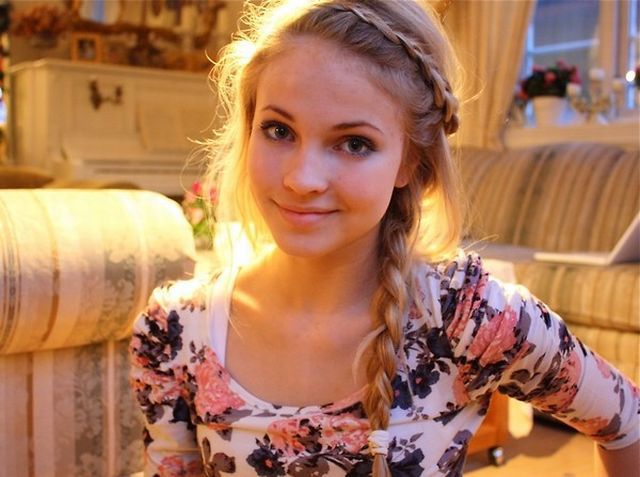 Naturally Beautiful Girls