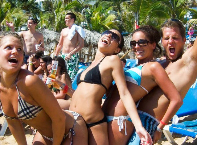 Spring Breakers Know How to Party Hard