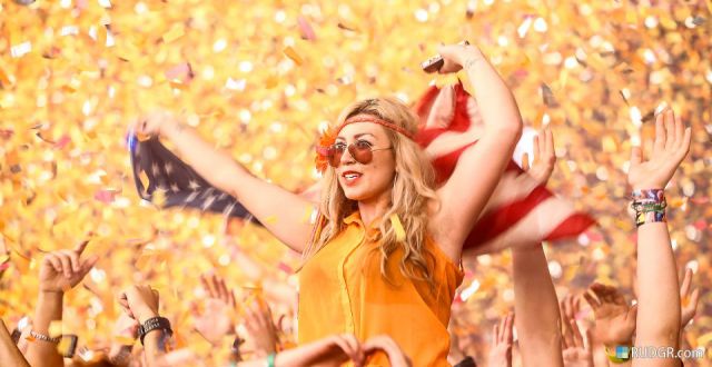 Babes Rocking Out at the Ultra Music Festival