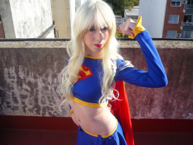 Cute Girls in Sexy Supergirl Costumes