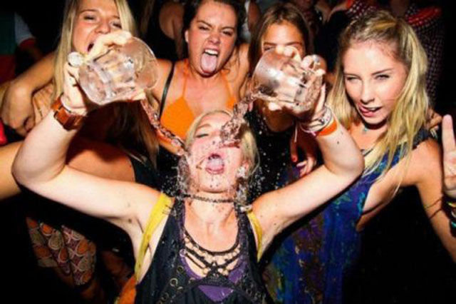 Hilarious Drunk and Wasted People. Part 17