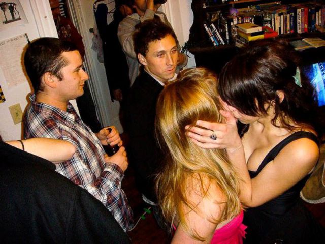 Classic Photobombs of Drunk Girls Kissing Each Other
