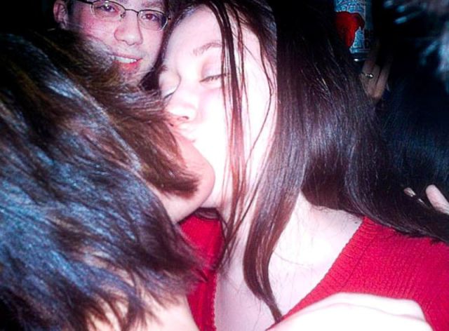 Classic Photobombs of Drunk Girls Kissing Each Other