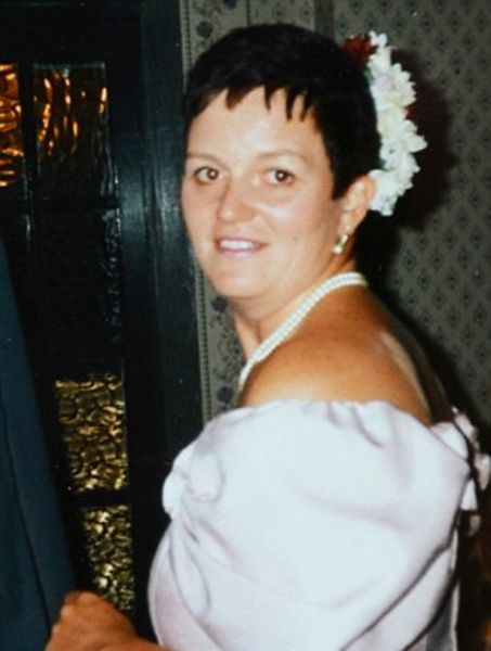 This Woman Chose an Unusual Way of Dealing with Her Divorce