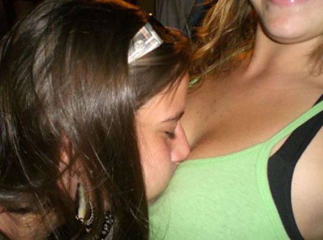 Motorboating Really Rocks