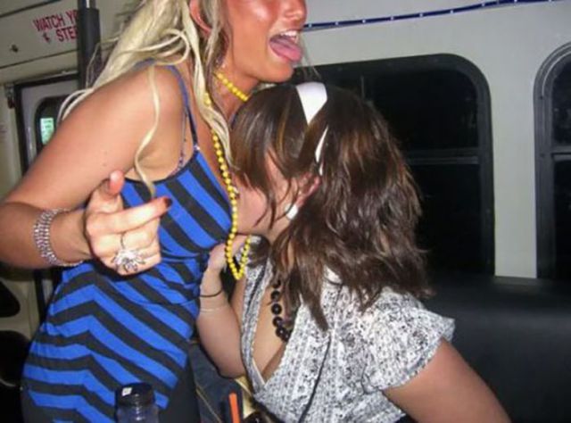 Motorboating Really Rocks