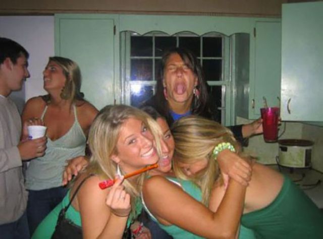 Motorboating Really Rocks