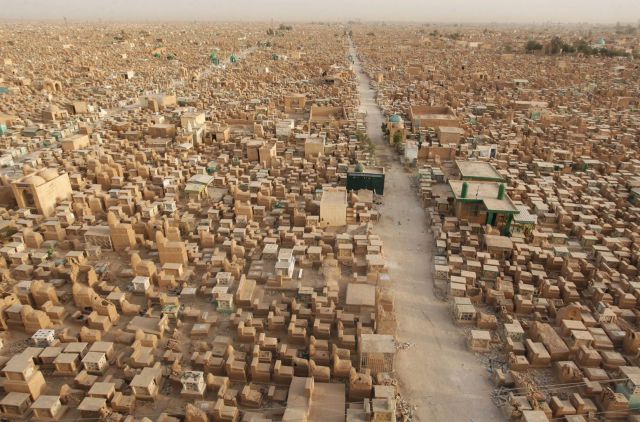 Bizarre and Beautiful Pics That Are Pretty Interesting