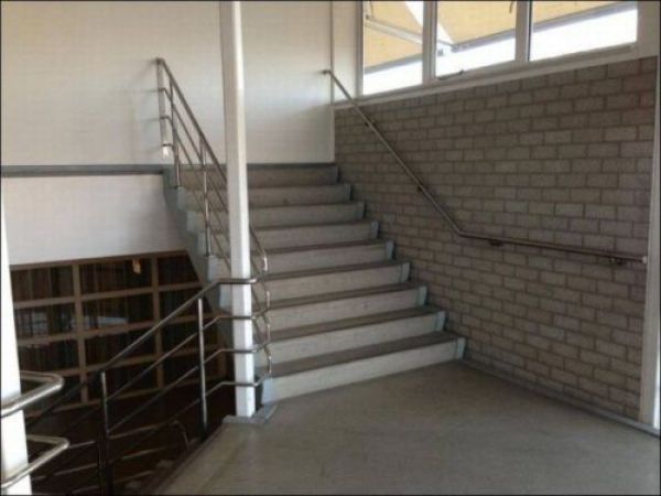 These Construction Workers Should Be Fired Immediately