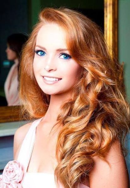 The Current Miss Ireland Is a Real Red-Headed Beauty