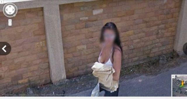 Sexy Ladies Get Caught on Google Street View
