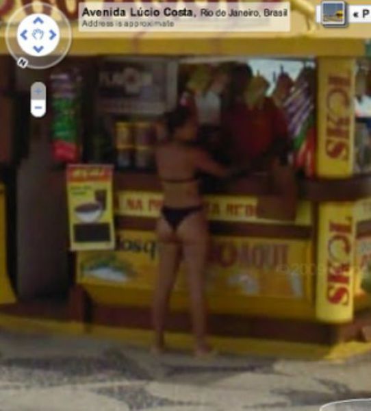 Sexy Ladies Get Caught on Google Street View