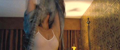 Jennifer Lawrence Is Steamy in Sexy GIFs