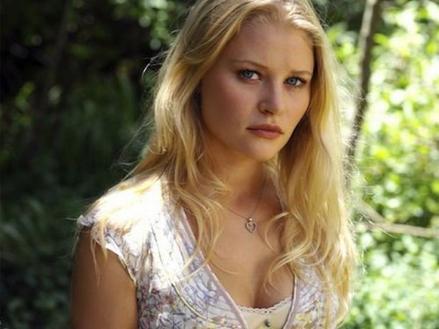 TV Moms Who Brought Sexy to the Small Screen