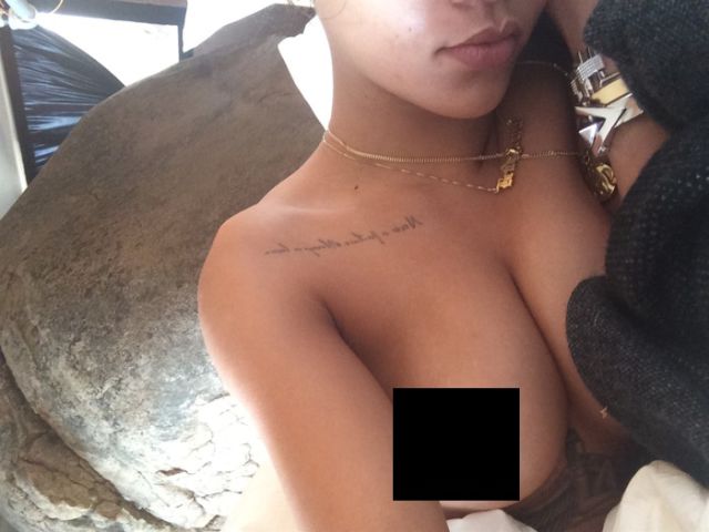Private Cell Phone Pics of Celebs That Have Been Leaked Online
