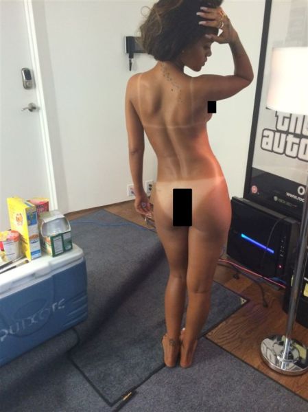 Private Cell Phone Pics of Celebs That Have Been Leaked Online