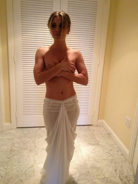 Private Cell Phone Pics of Celebs That Have Been Leaked Online