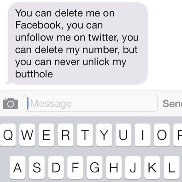 Texts from Exes That Are Just Sad and Funny