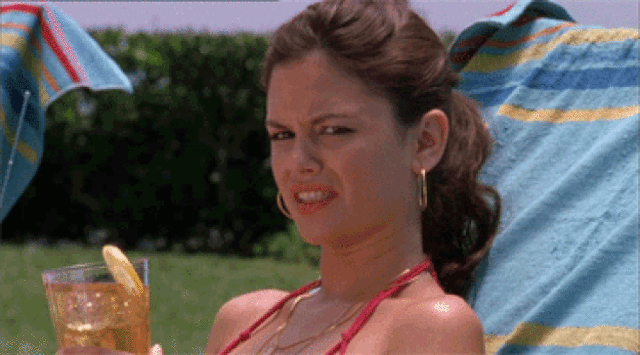 Problems That All Flat Chested Women Have Faced at One Time