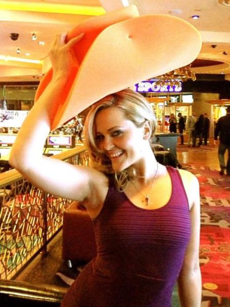 Candid Photos of Female Porn Stars in Everyday Life