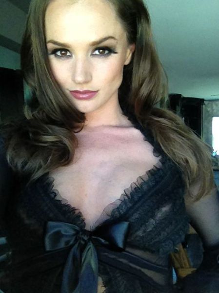 Candid Photos of Female Porn Stars in Everyday Life