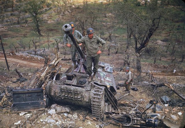 World War II Photos Look Even More Real in Color