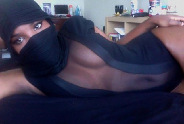 Mesh Clothing Is Simply Mesmerizing