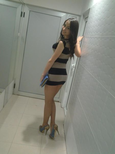 Skin-tight Dresses Are a Stunning Invention