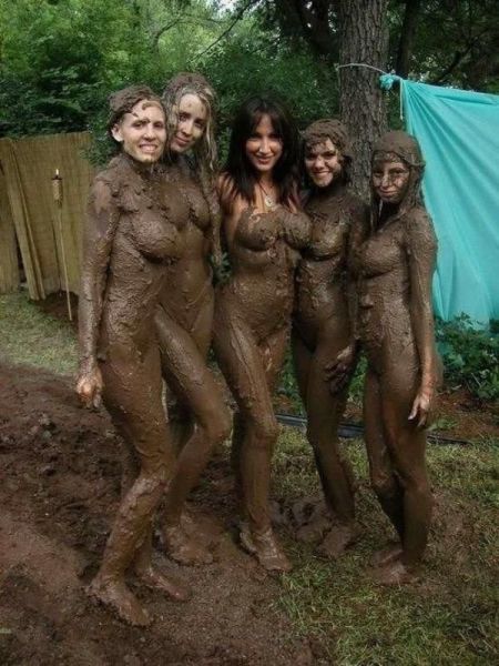 It’s Always More Fun When Girls Get Dirty!