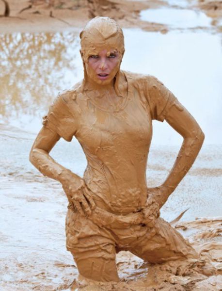 It’s Always More Fun When Girls Get Dirty!