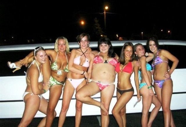 Weird Beachgoers That Will Totally Ruin Your Beach Day