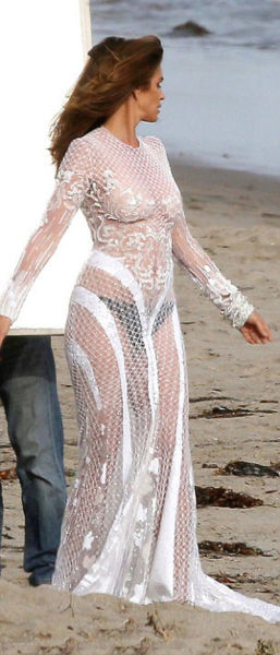 Cindy Crawford Goes Braless on the Beach