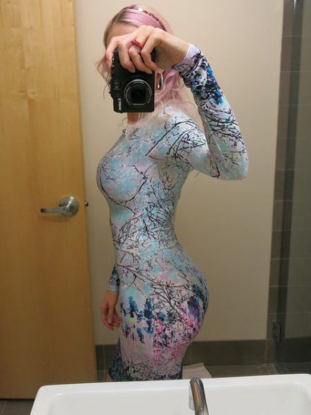 Lookout Boys…Here Come the Babes in Tight Dresses