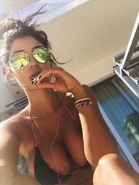 Boobs Make the World Brighte