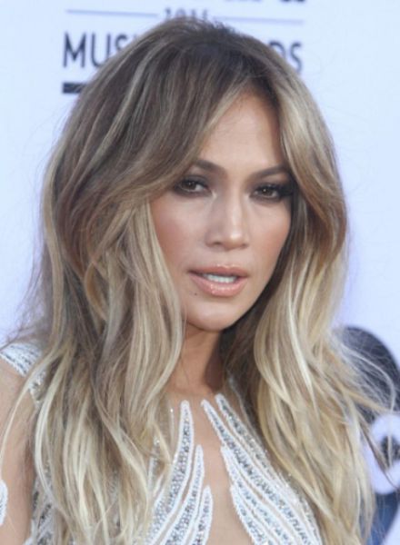Jennifer Lopez Is Still Breathtakingly Beautiful with a Body to Die for