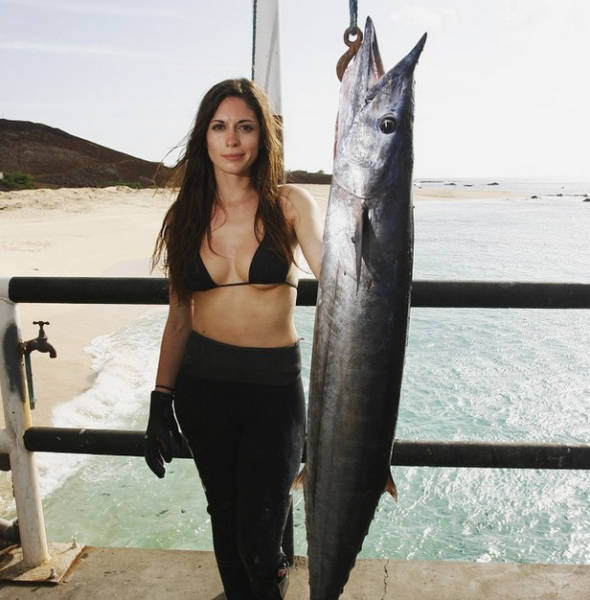 The Hottest Spear-Fisherwoman in the World