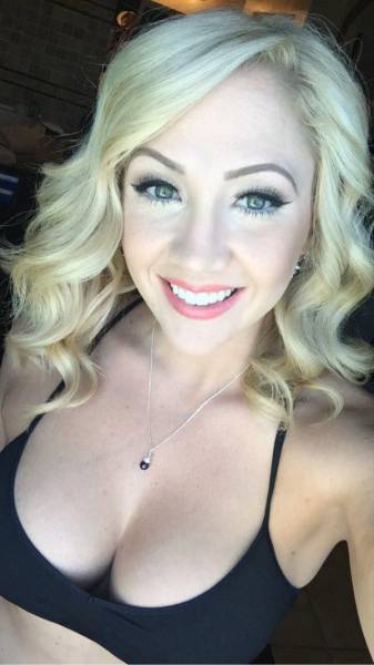 Boobs Make the World Brighte