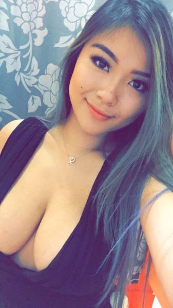 Boobs Like These Are God’s Gift to Men