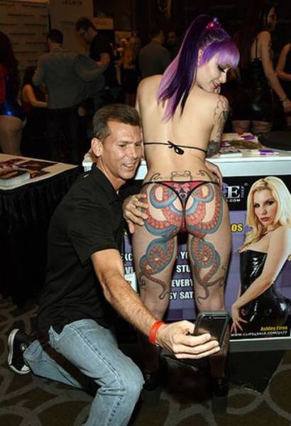 Porn Stars At The AVN Awards