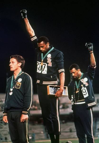 Jaw-Dropping Moments In History Captured On Camera