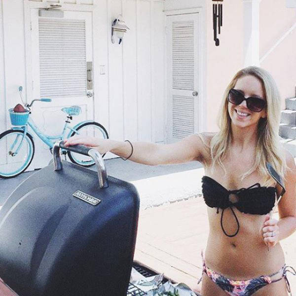 These Gals With BBQ Will Make You Drool