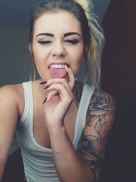 Sexy Girls Who Like Ink