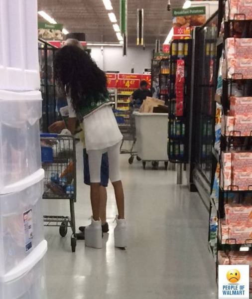 Cringe-Inducing Customers Of Walmart
