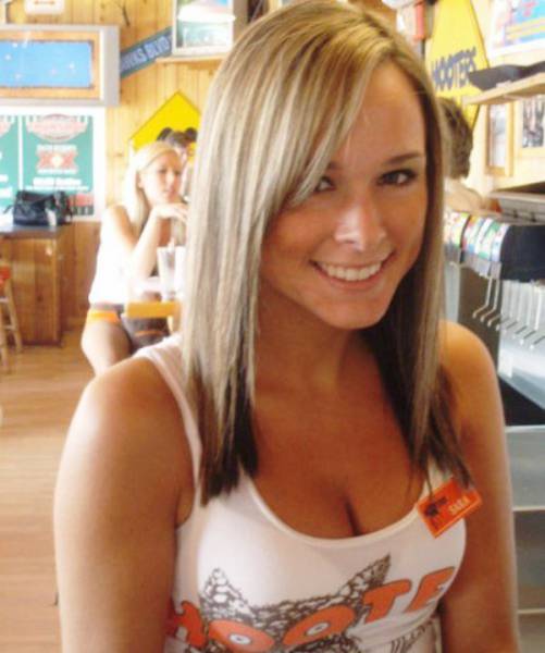 Delicious Hooters Babes