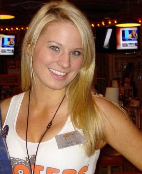 Delicious Hooters Babes