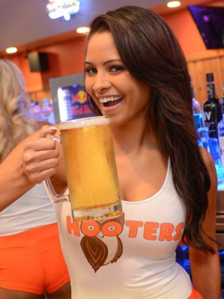 Delicious Hooters Babes