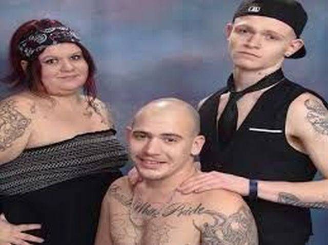 Ghetto Glamor Shots That Are Incredibly Ridiculous
