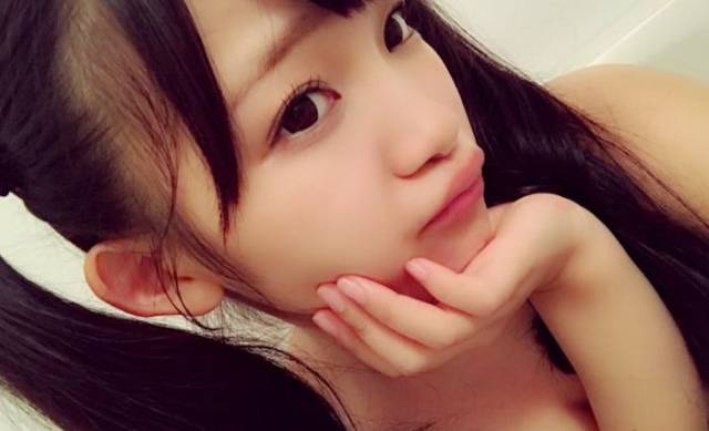 You Won’t Be Able To Resist The Charms Of This Japanese Cosplayer